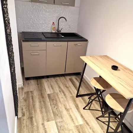 Azzur Apartmanhotel Konstanca