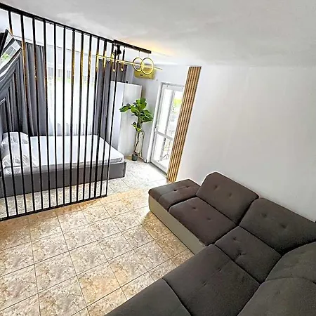 Azzur Aparthotel Constanţa