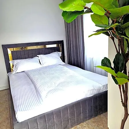 Aparthotel Azzur 3*